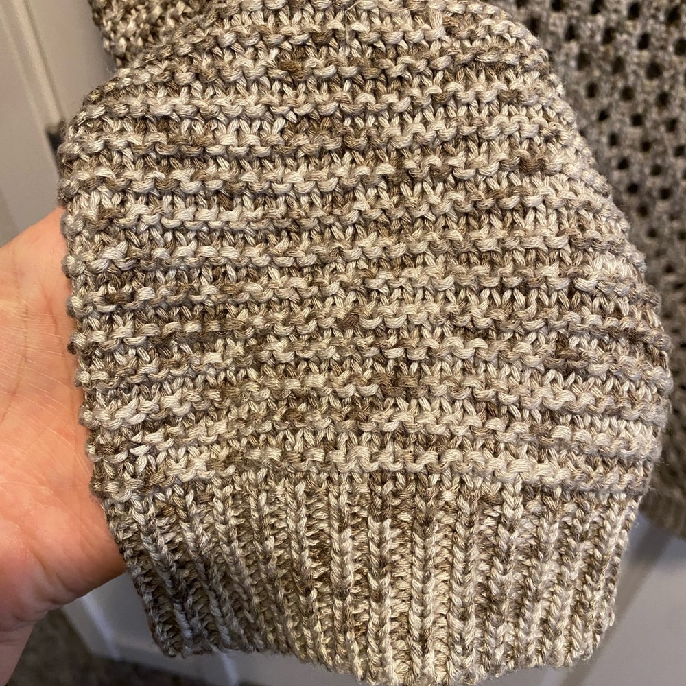 H&M Knit Sweater - Picture 6 of 6